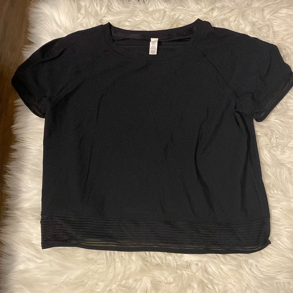 Black Lulu Lemon t shirt